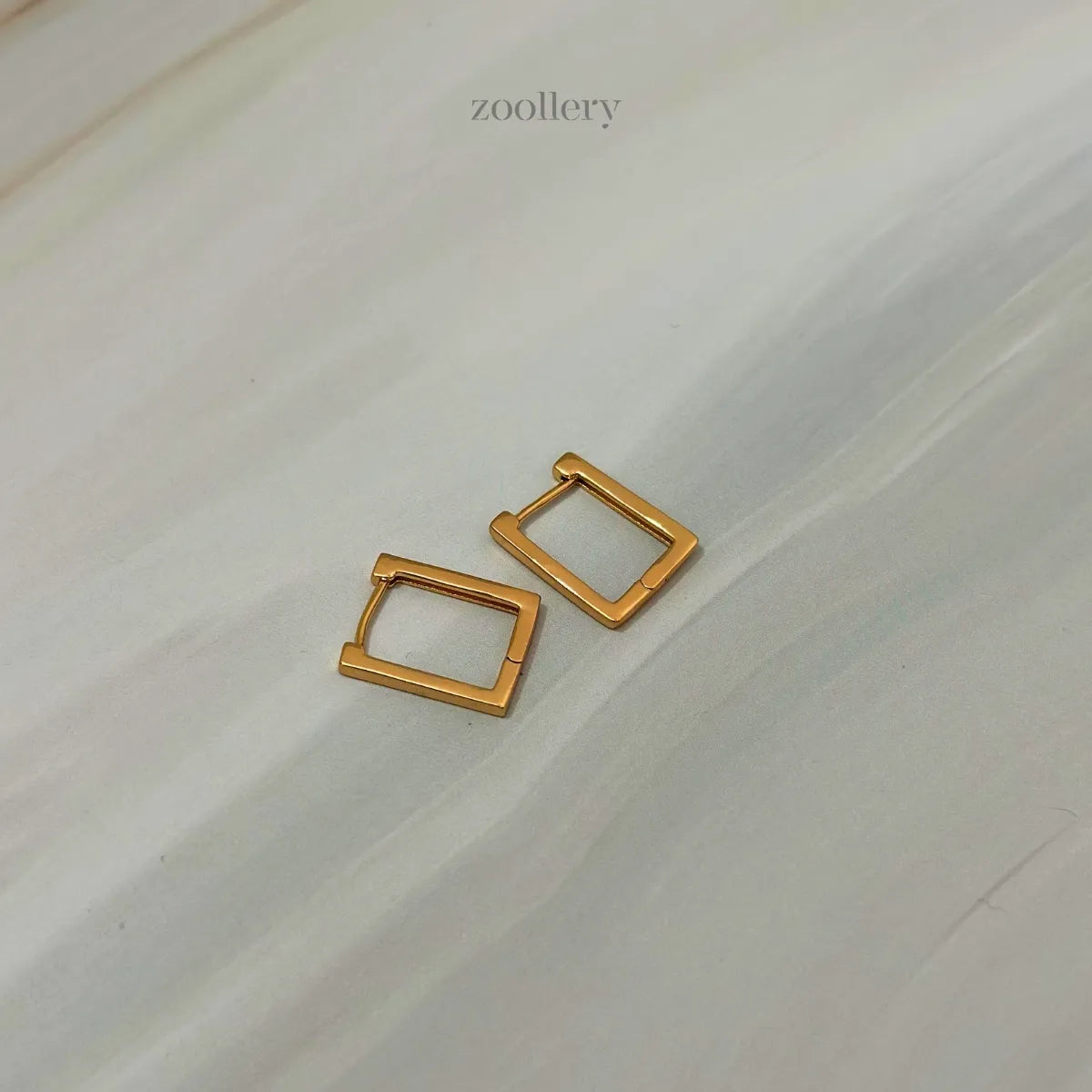 Square Pop Hoops (Champagne Gold)