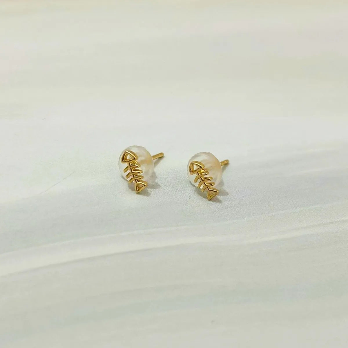 Finsight Mini Studs