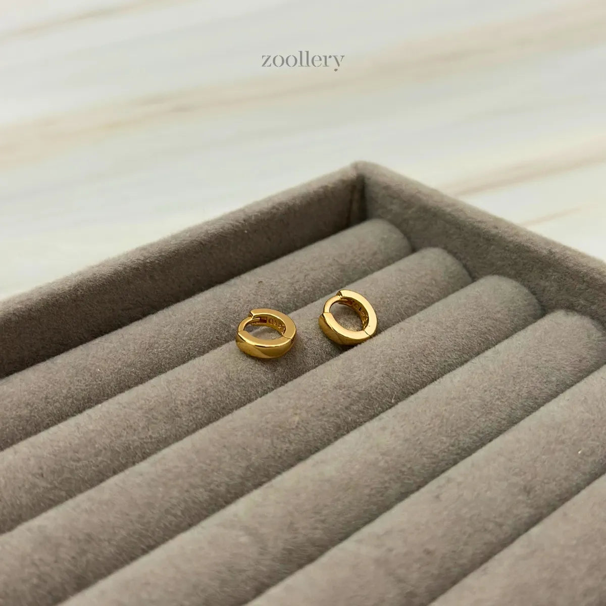 Tiny Orbit (Champagne Gold)
