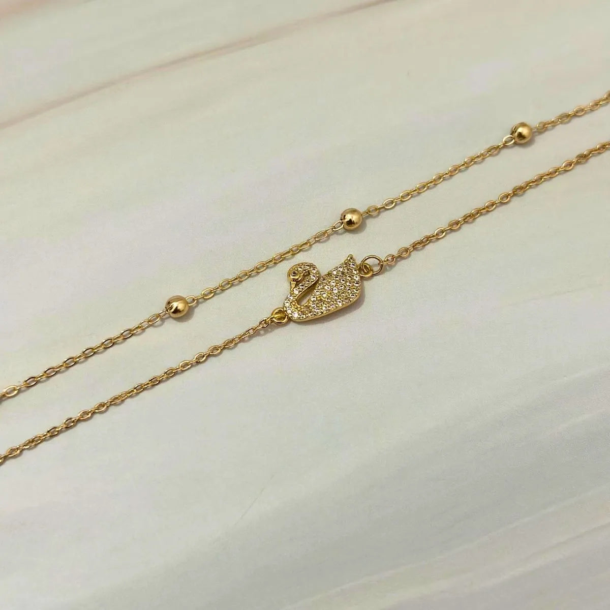 Luma Swan Chain