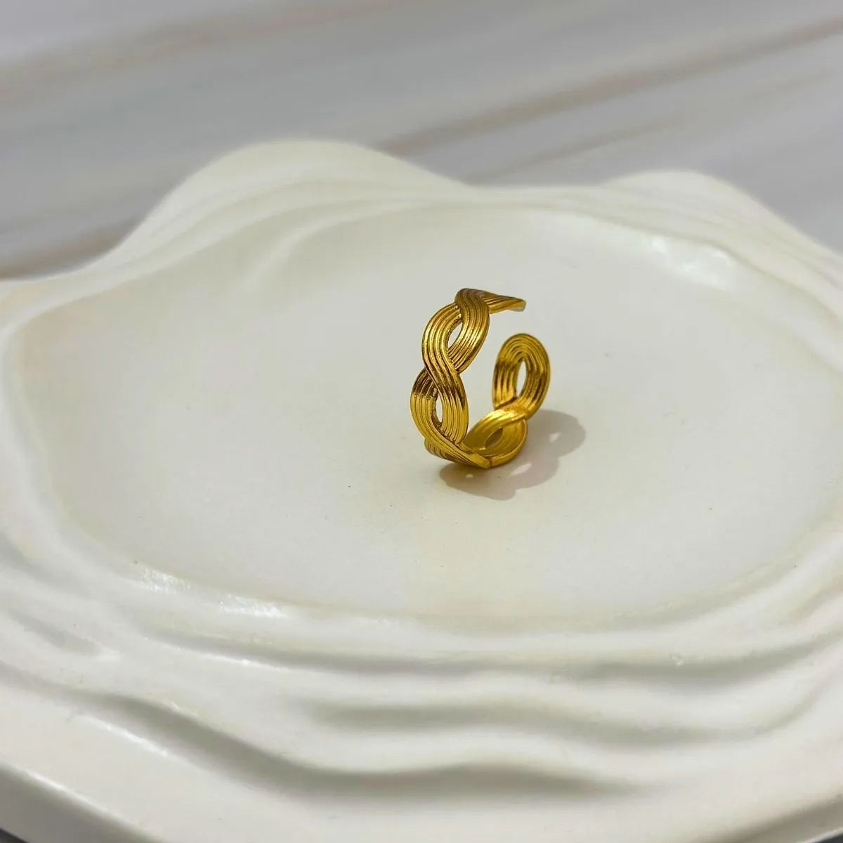 Solin Weave Ring