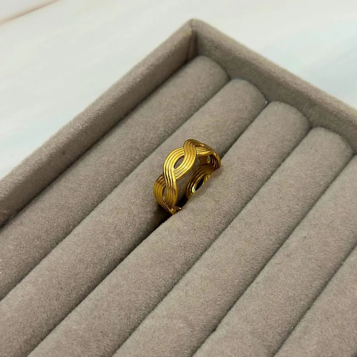 Solin Weave Ring