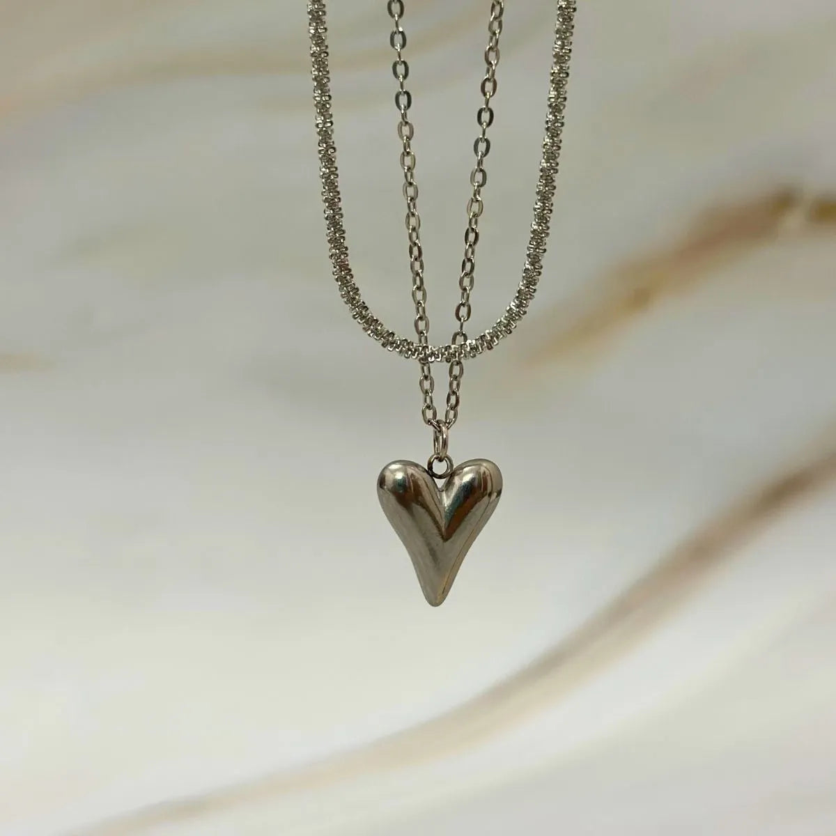 Alora Love Chain