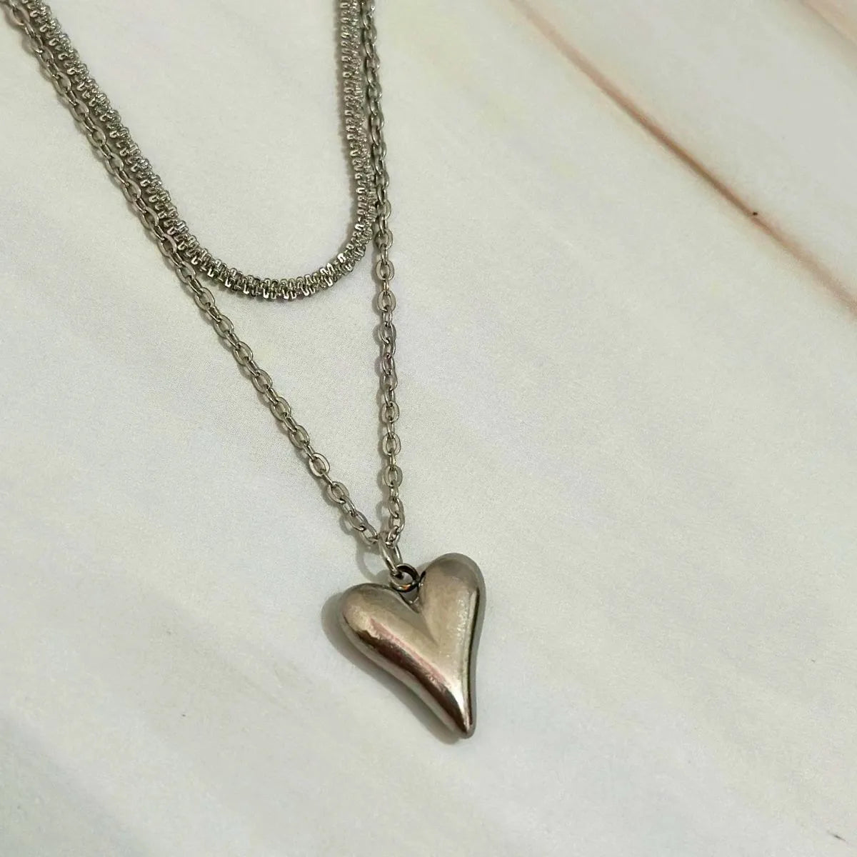 Alora Love Chain