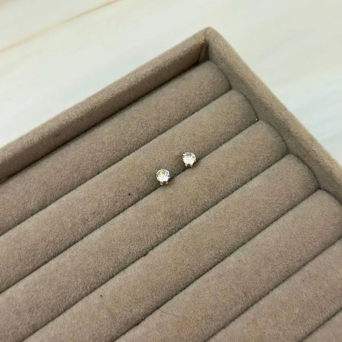 Twinkle Studs (Silver)