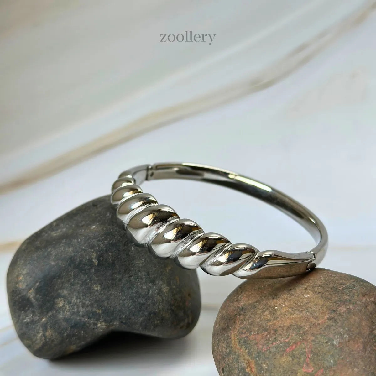 Frost Twist Bracelet