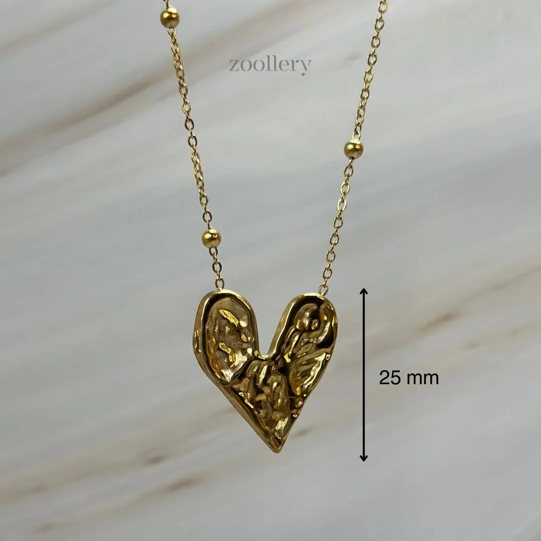Sculpted Heart Necklace