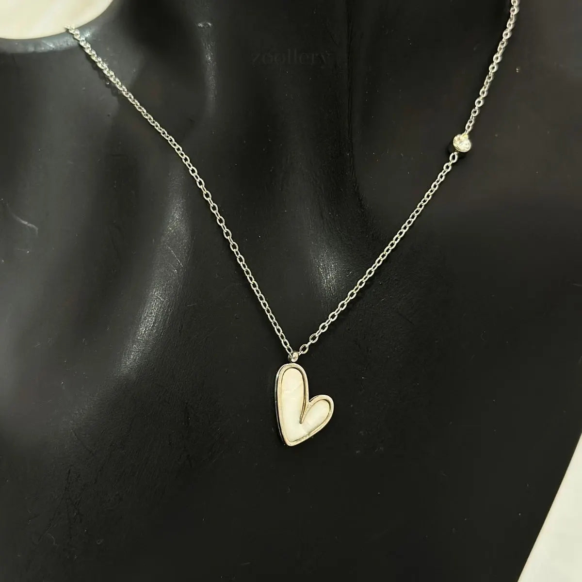 White Love Necklace