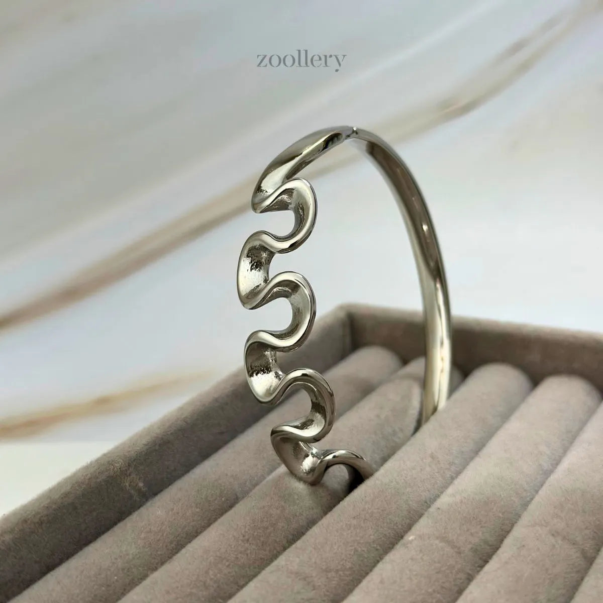 Curly Pop Bracelet