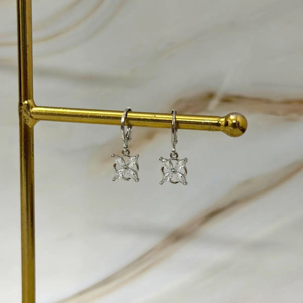 Dainty Petal Drops