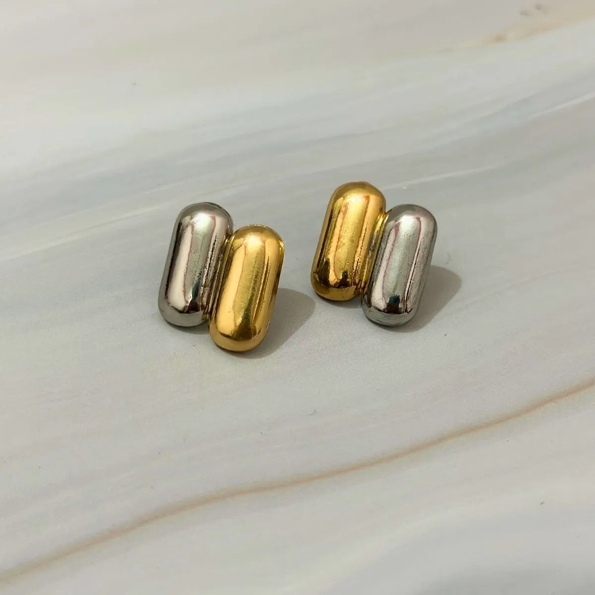Duo Tone Studs