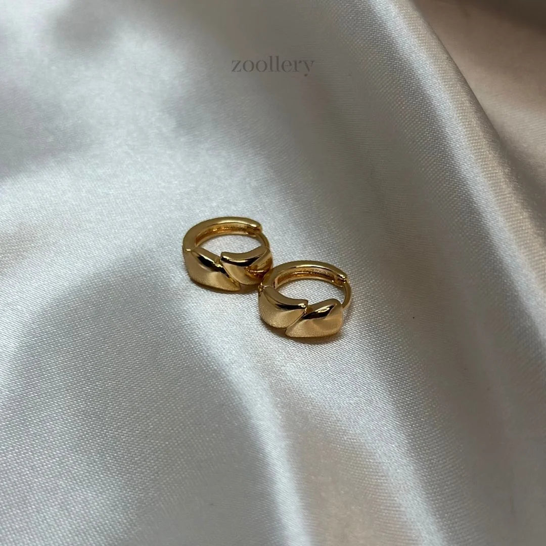 Braided Gold Huggies (Champagne Gold)