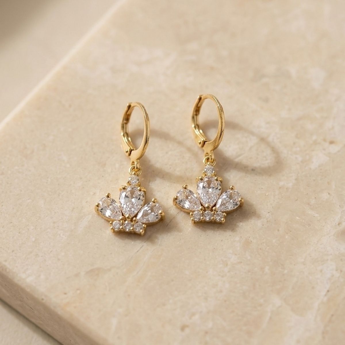 Tiara Belle Earrings