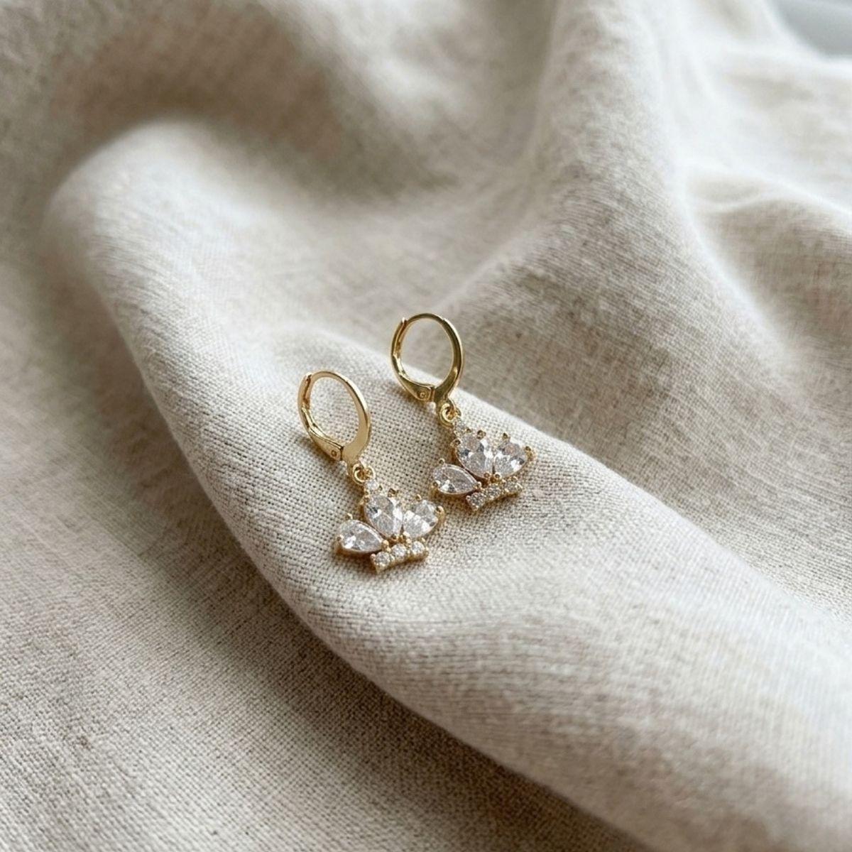 Tiara Belle Earrings