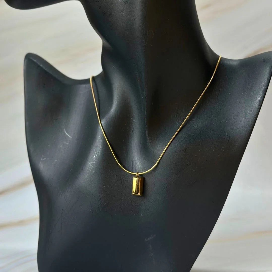 Gold Bar Necklace