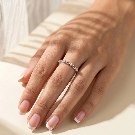 Petal Loop Ring