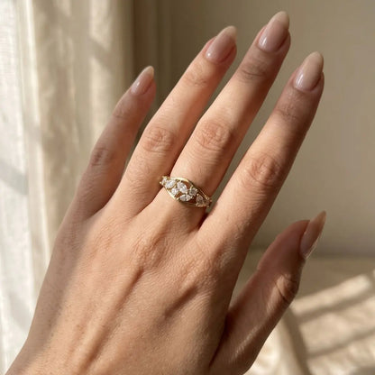 Ivy Reverie Ring (Crystal White)