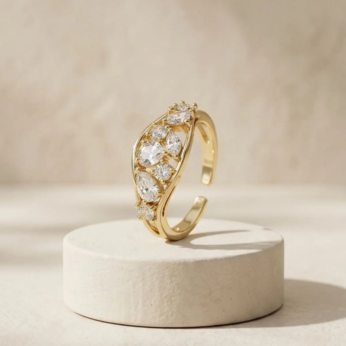 Ivy Reverie Ring (Crystal White)