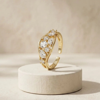 Ivy Reverie Ring (Crystal White)