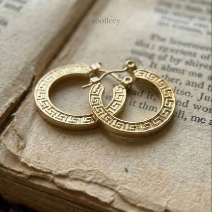 Labyrinth Hoops