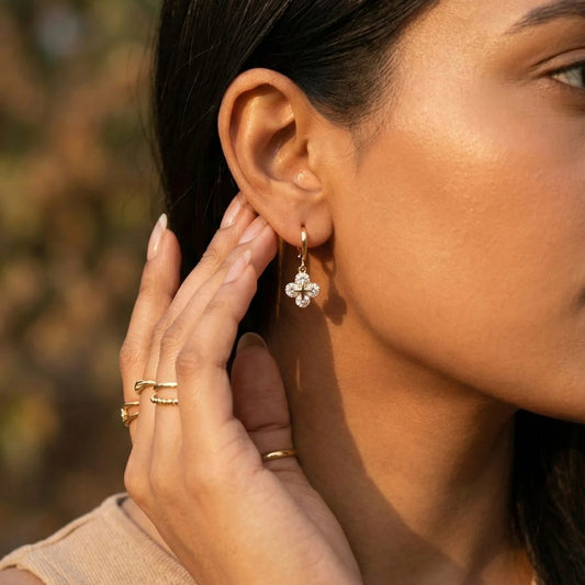 BlumeLite Earrings (Gold)