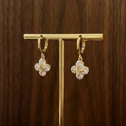 BlumeLite Earrings (Gold)
