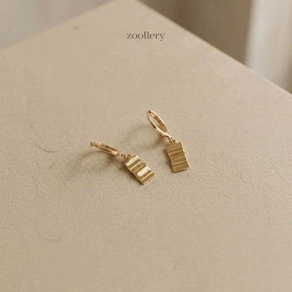 Sora Step Earrings