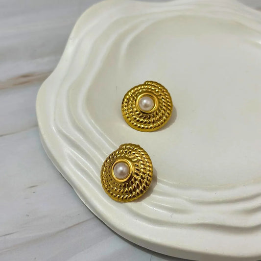 Maison Pearl Studs