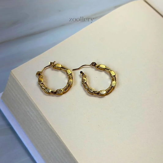 Dainty Loop Earrings