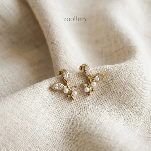 Pearl Vine Studs