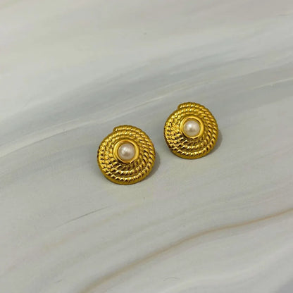 Maison Pearl Studs