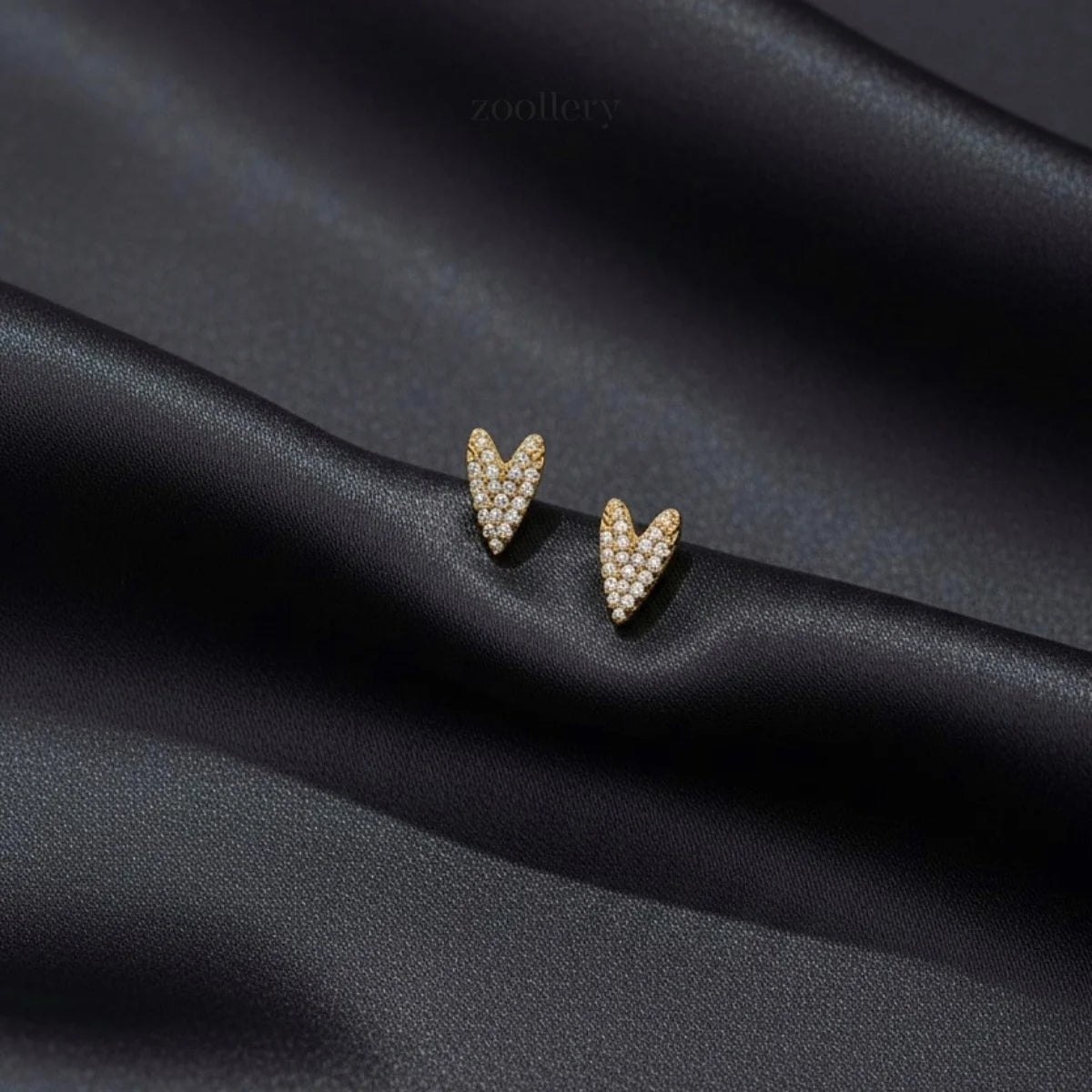 Dainty Heartbeam Studs