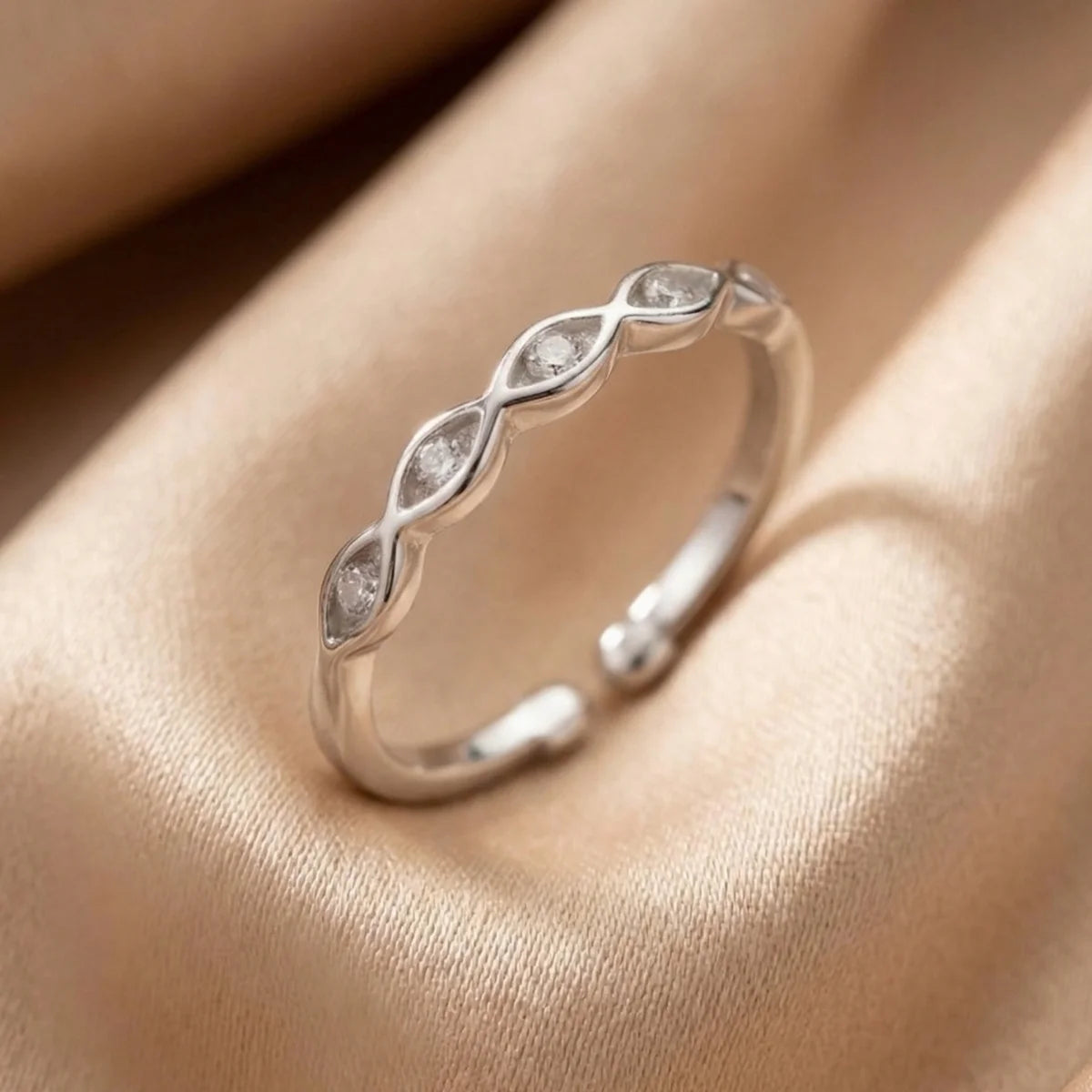 Vine Charm Ring