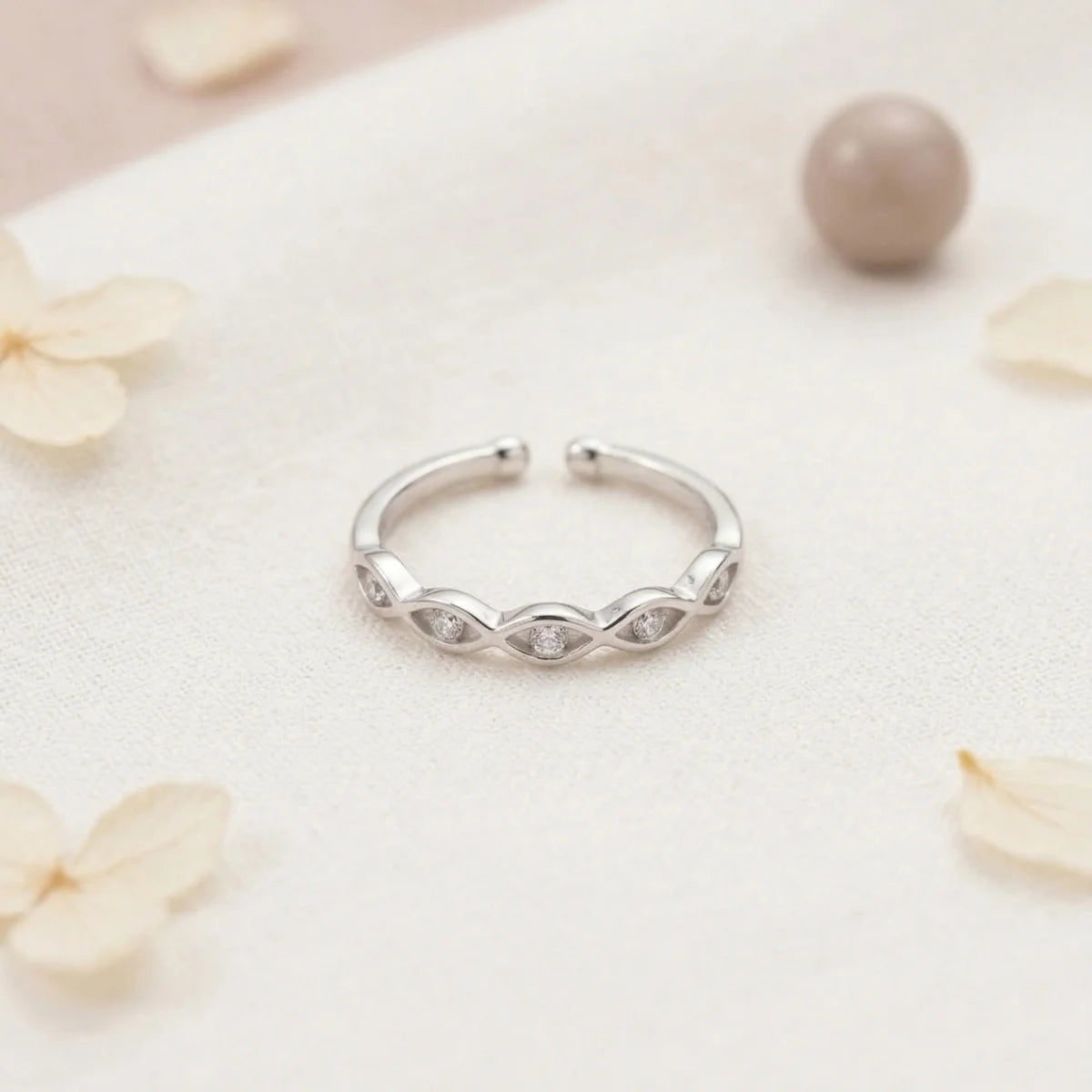 Vine Charm Ring