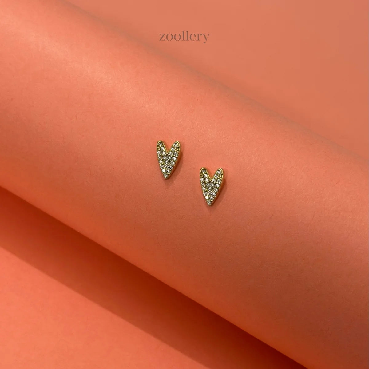 Dainty Heartbeam Studs