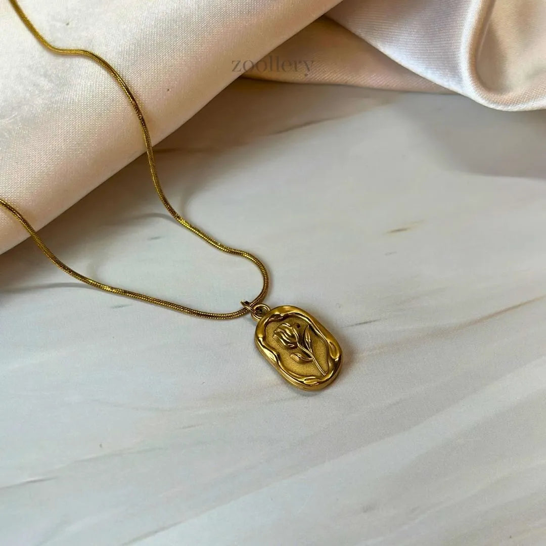 Golden Tulip Necklace