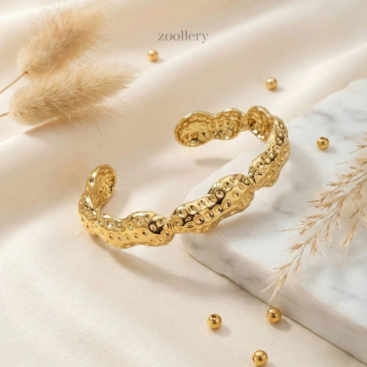 Terra Lux Cuff