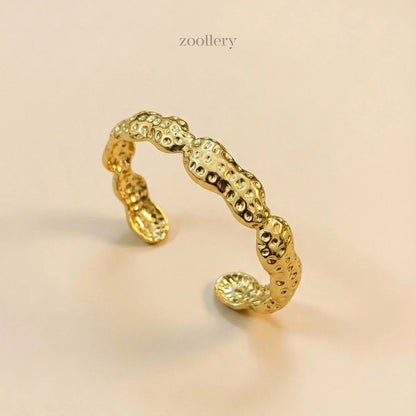 Terra Lux Cuff