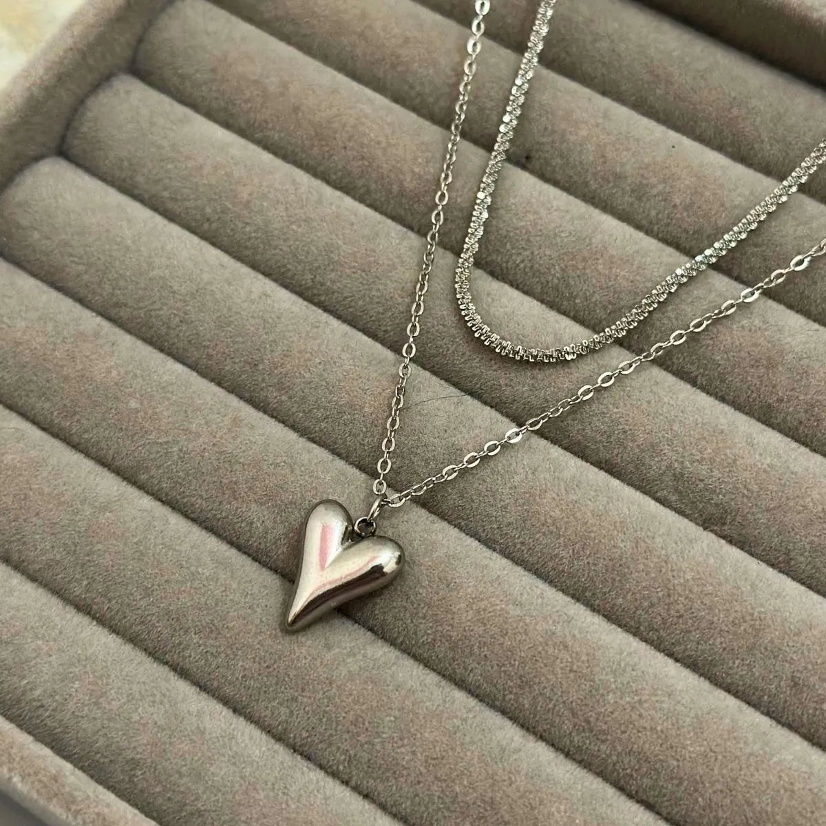 Alora Love Chain