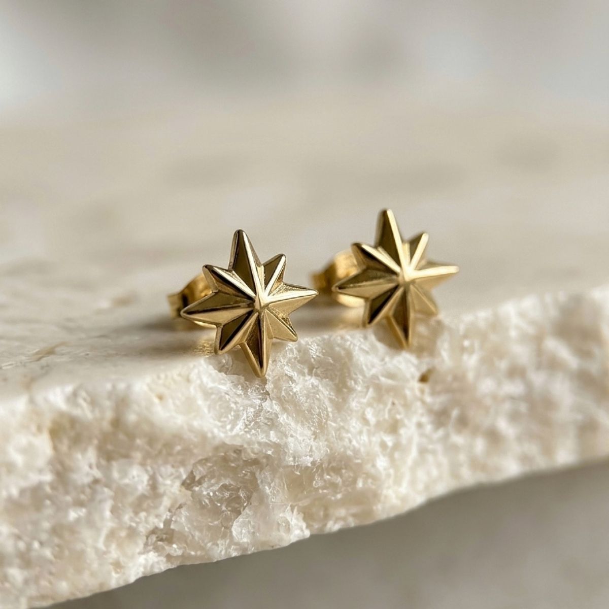 Polaris Studs