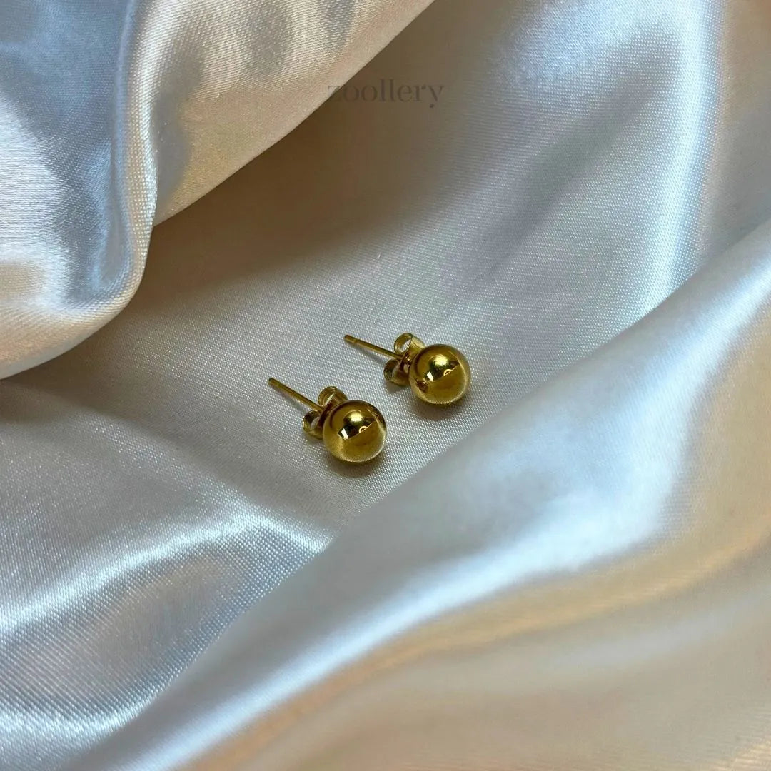 Golden Orbit Studs