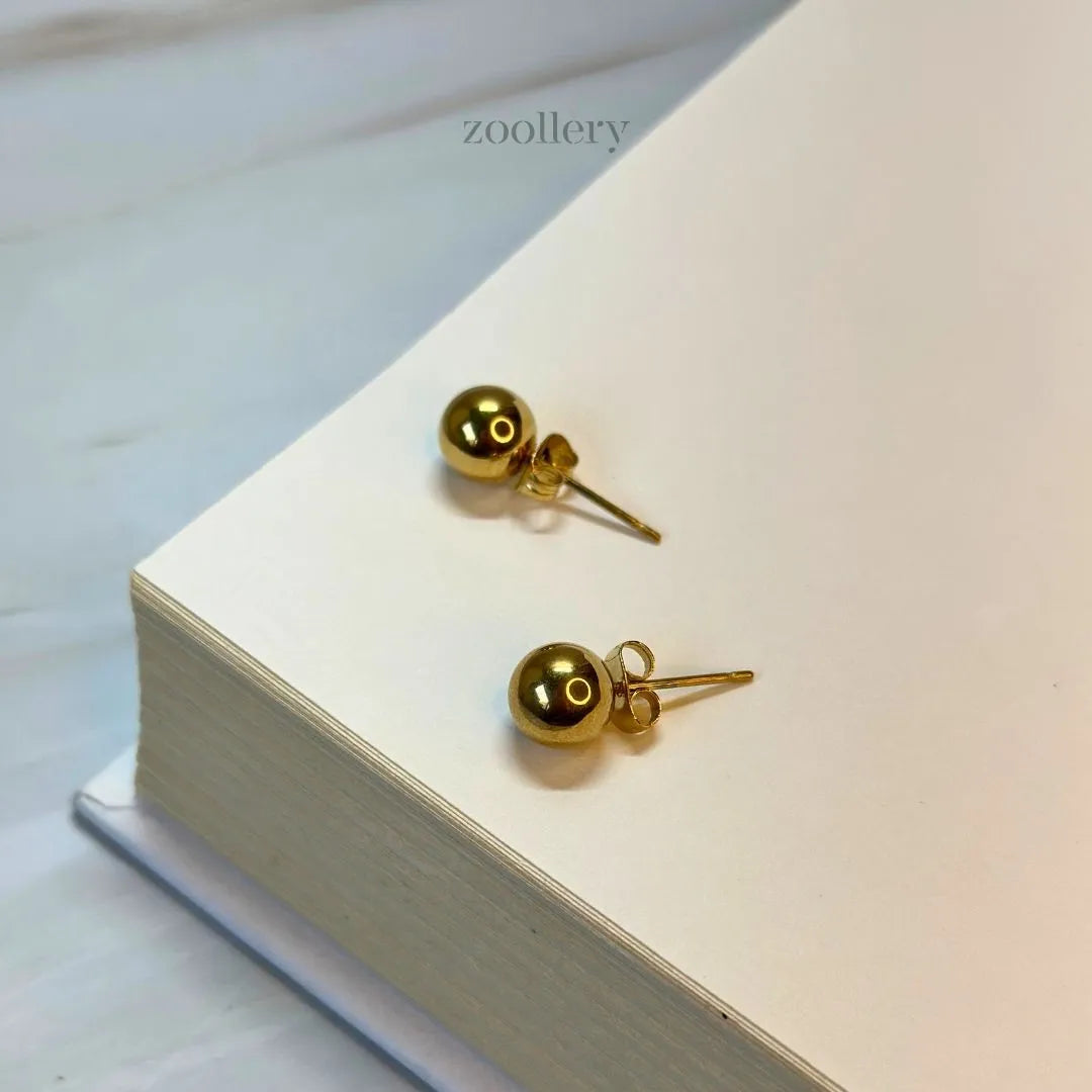 Golden Orbit Studs