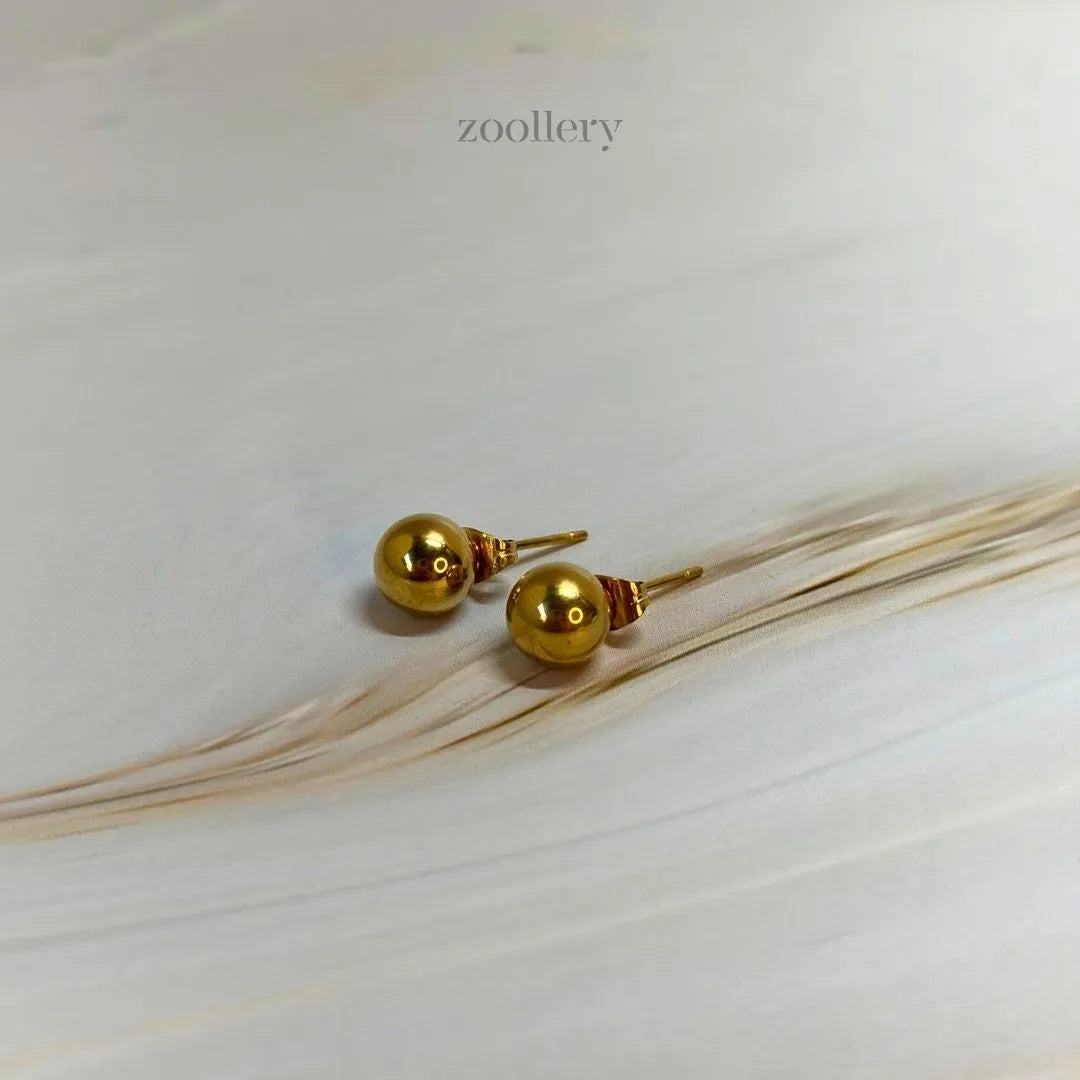 Golden Orbit Studs