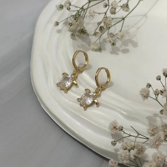 Turtle Shine Earrings (Gold)