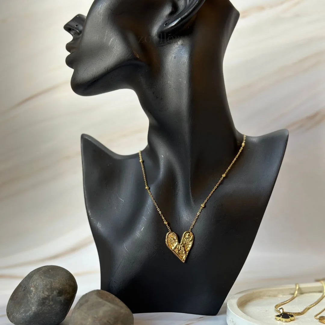 Sculpted Heart Necklace