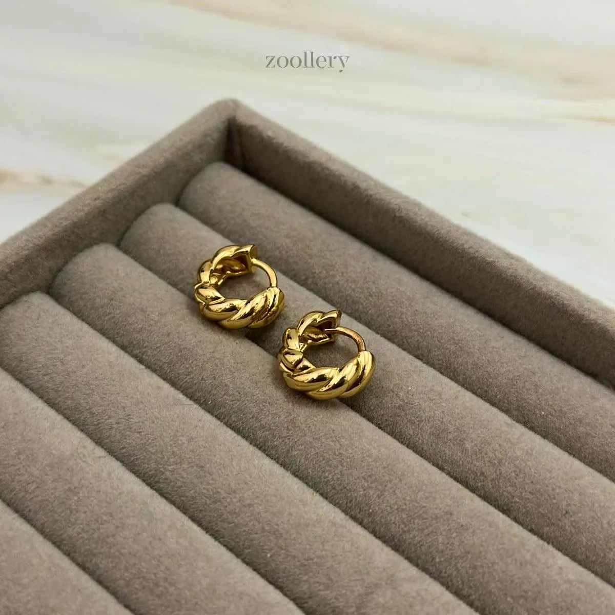 Curly Muse Hoops (Gold)