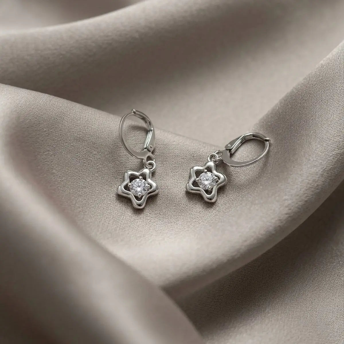 Open Star Dangles (Silver)