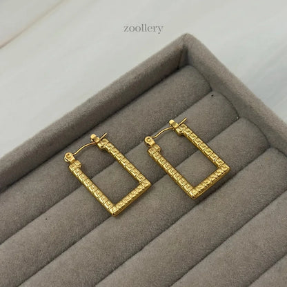 Sculpted Bar Hoops