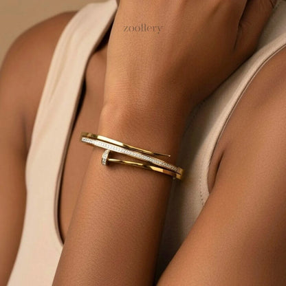 IllumeNail Cuff