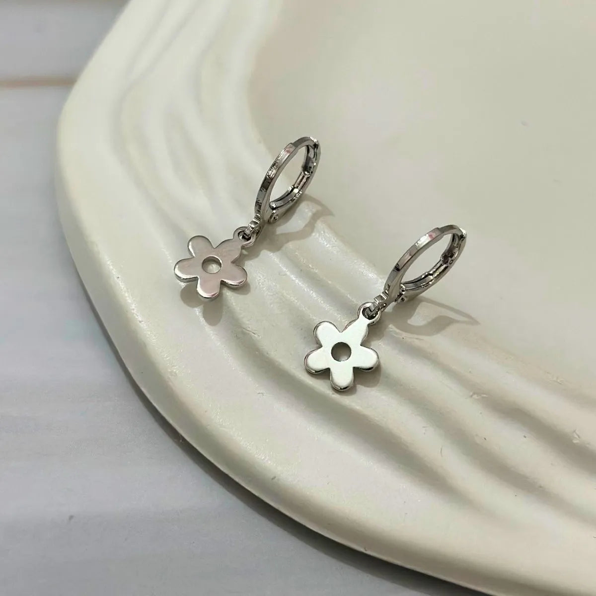 Silver Flower Drops